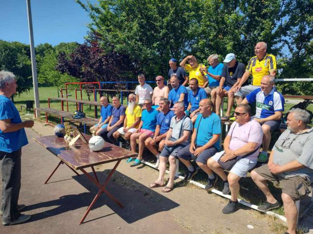 Slavlje „žutih” u „Jamama”